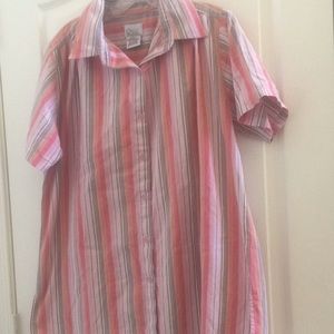 FINAL MARKDOWN Ladies only necessities blouse large